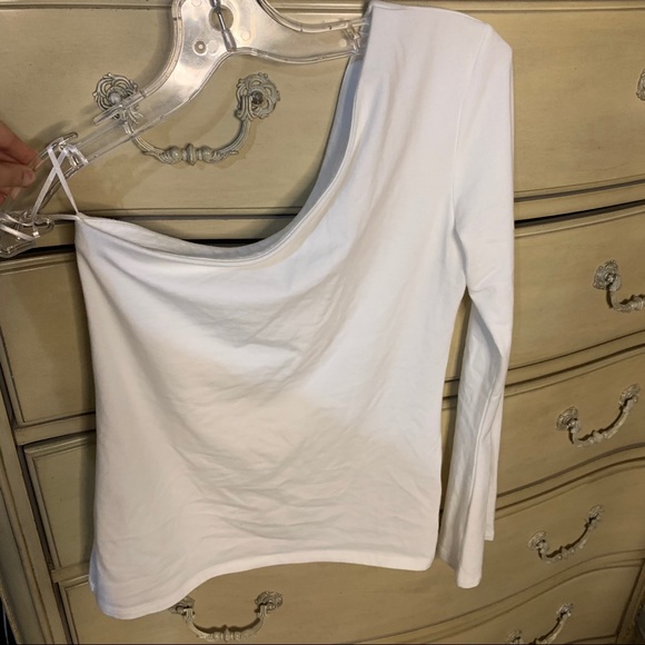 SOLD Banana Republic One Shoulder Sleeve Top - Picture 1 of 2
